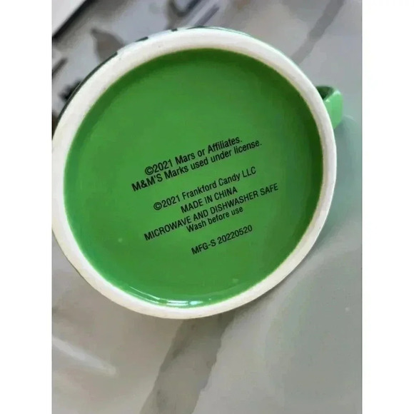 Green M&Ms Eat Your Heart Out Darling Coffee Mug Cup 2021 Mars Candy - Picture 4 of 6
